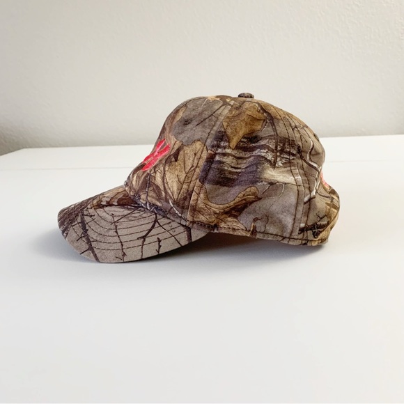 ▪️Under Armour Women's Camouflage Baseball Cap with Logo - Picture 2 of 7